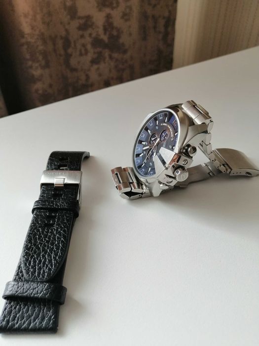 Продам Часы Diesel