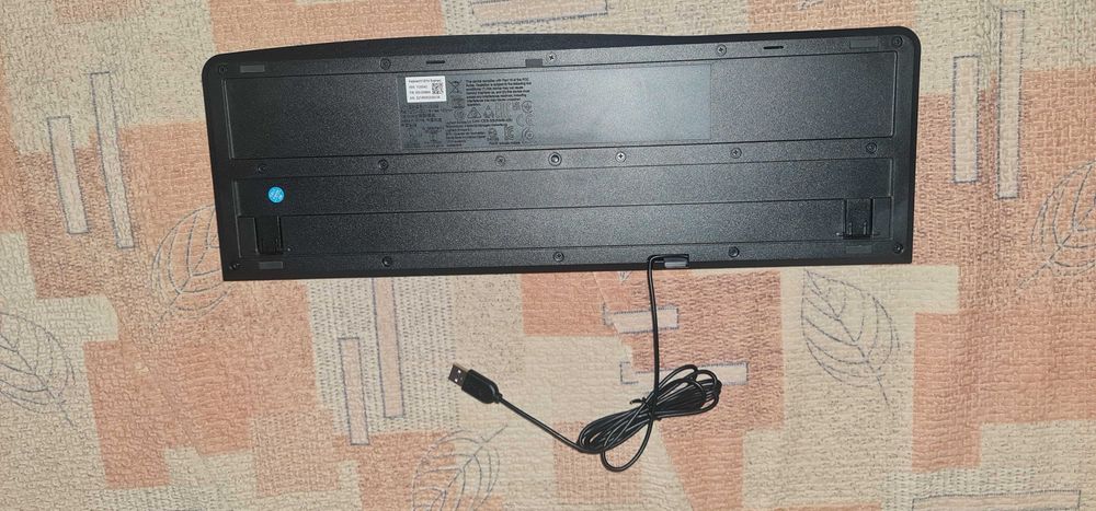 Vand tastatura  keyboard  Logitech K120