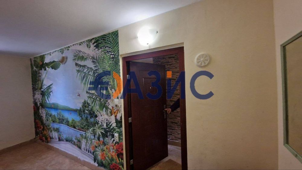 Помещение с 4 стаи в комплекс "Елит 3", Слънчев бряг, България, площ