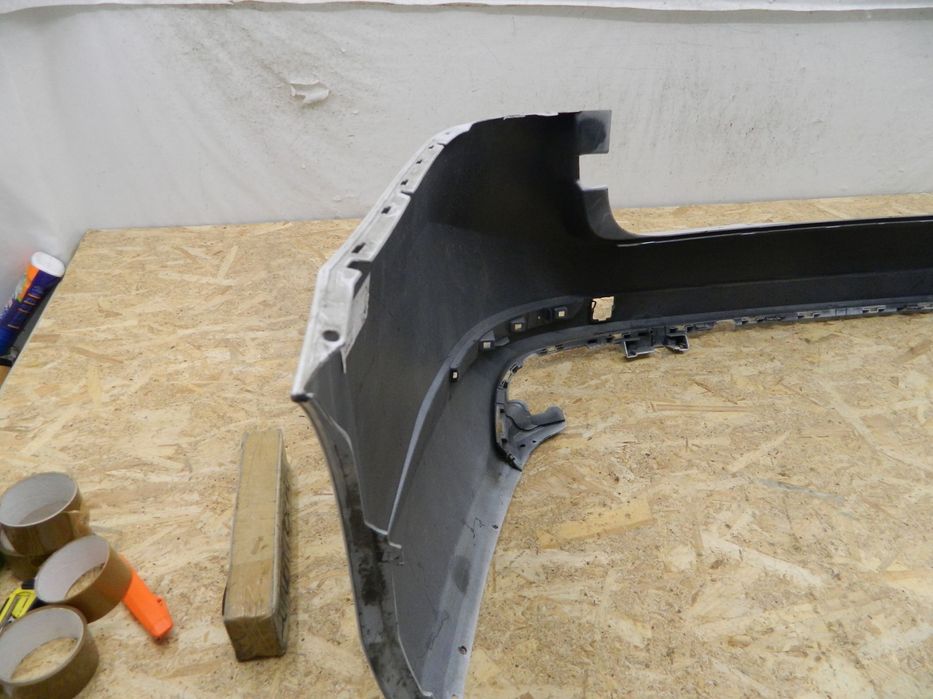 Bara spate Skoda Superb 3 Kombi, 2015, 2016, 2017, 2018, 2019, 2020, 2021, 2022, 3V9807421.