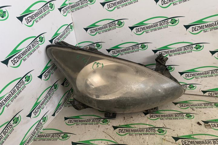 Far dreapta Toyota Aygo prima generatie