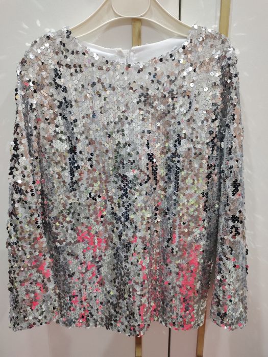 Продаааам костюм