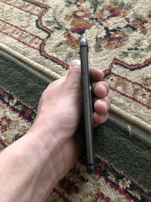 Айфон 8 сатылады