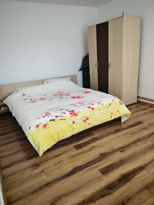 Casa de vanzare la 9km de centrul Craiovei