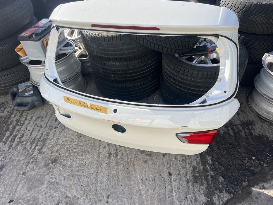 Капак/багажник BMW 1 серия F10 2018г