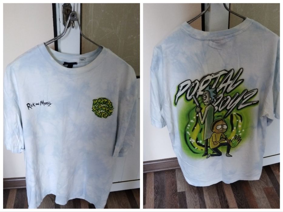 Продаются мужские футболки