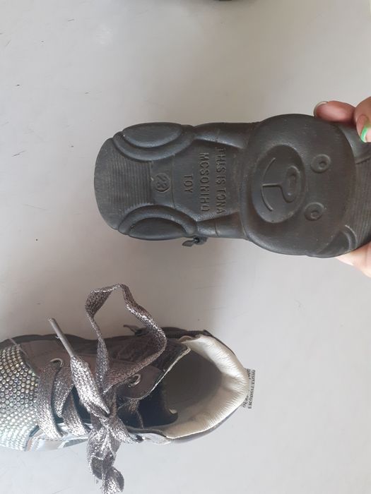 Продам ботиночки