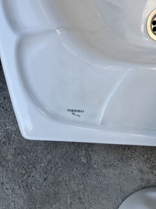 Раковина Colombo со стойкой