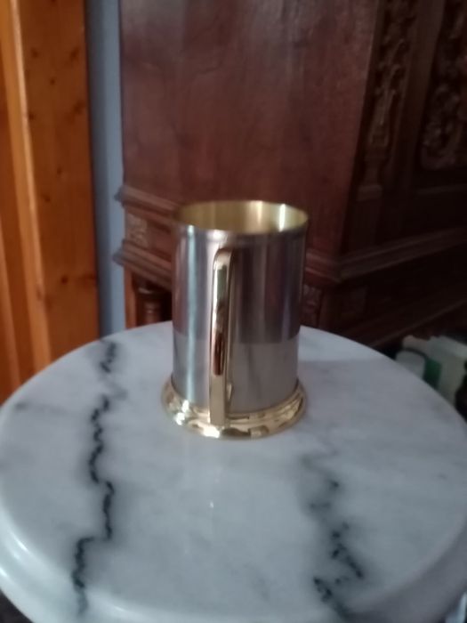 Cana superba din bronz