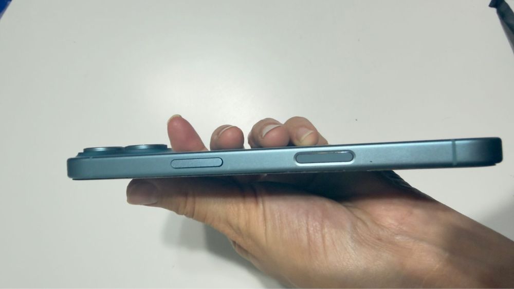 Iphone 16 в отличном состоянии