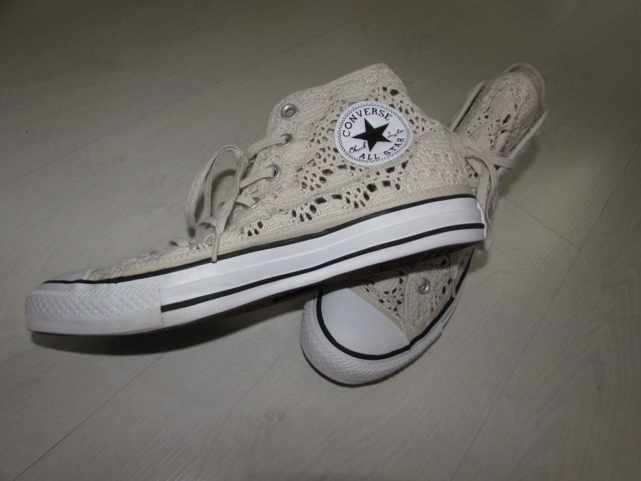 Красиви кецове Converse
