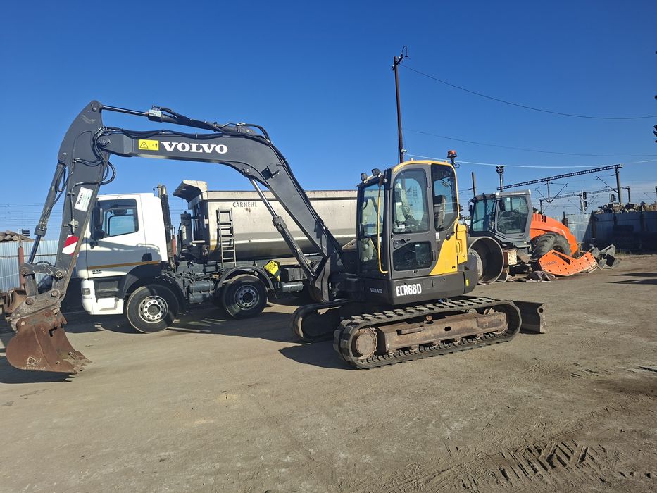 Vand excavator volvo EC 88D