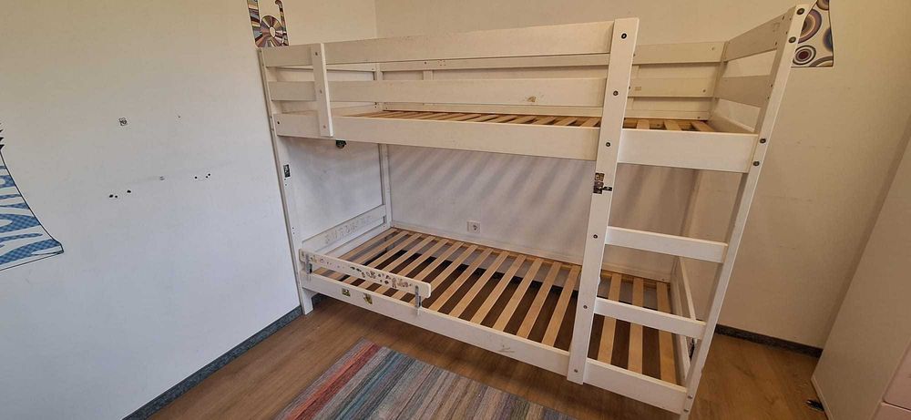 Pat  Mydal ikea suprapus copii