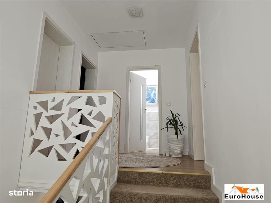 Casa insiruita - colt  de vanzare in Alba Iulia