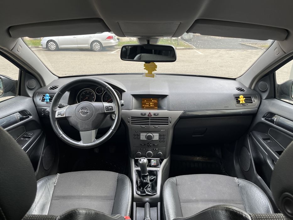 Opel Astra H Gtc 1.7 diesel