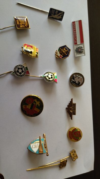 Значки спортна тематика и др.