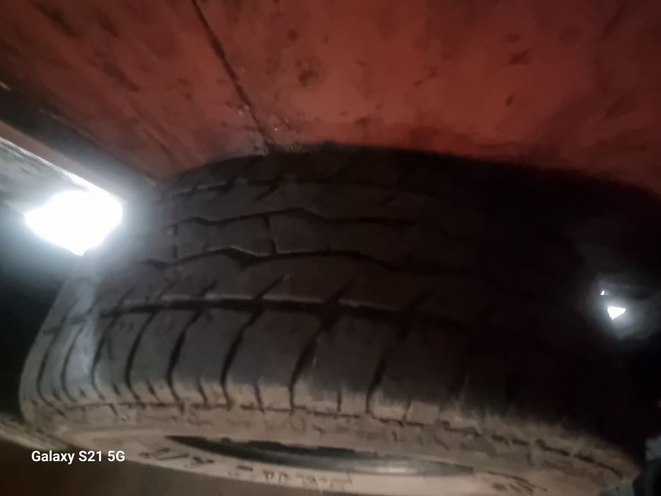 Продам шины Maxxis 255x70x15 состояние хорошее