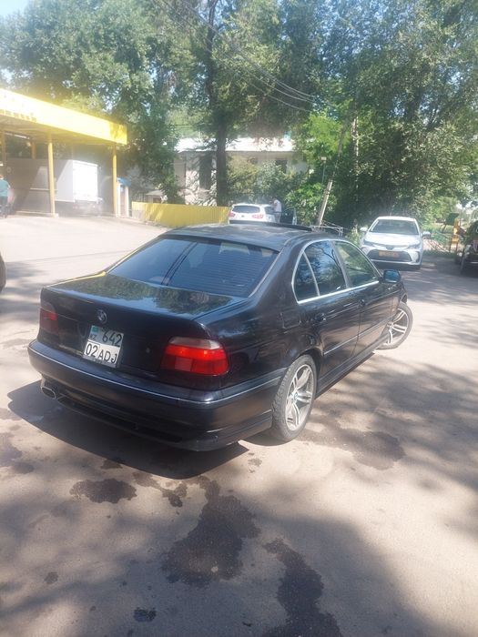 Продам бмв е39 2.8