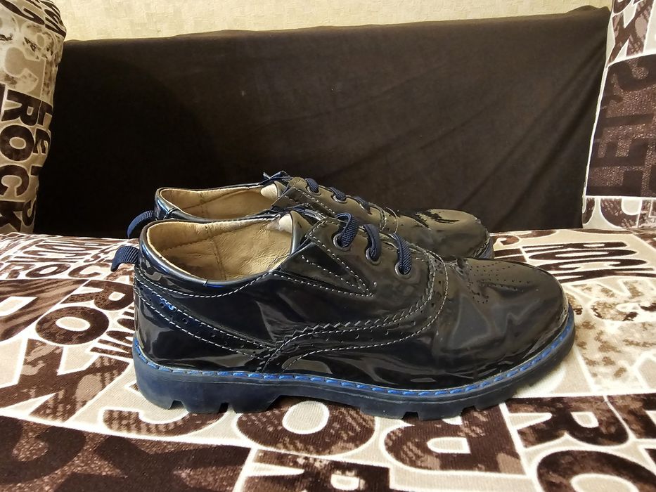 Обувь школьная для девочки 34 и 35 размер