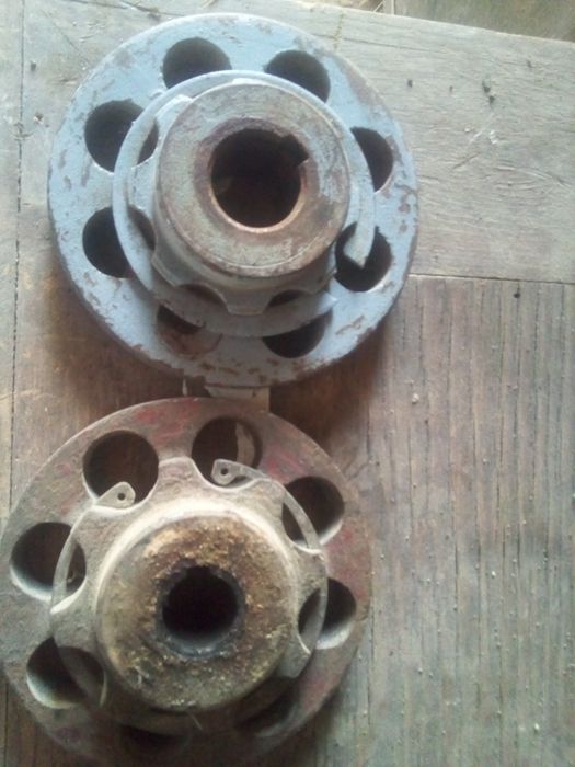 Полу муфты для насоса и электродвигателя 20милиметров и 25 милиметров