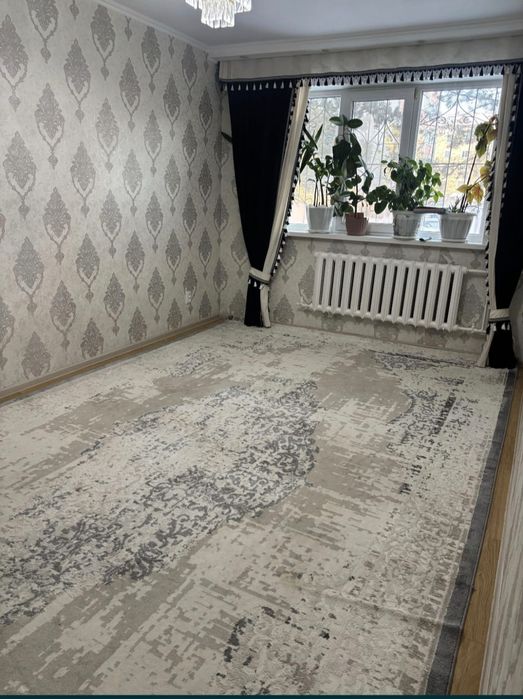 Сдам 2 ком квартиру в районе Достык молла