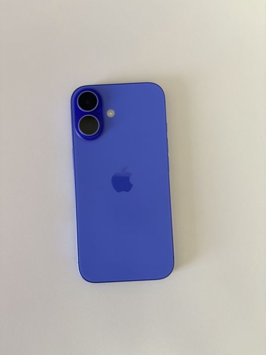 Продаю iPhone 16 128 gb
