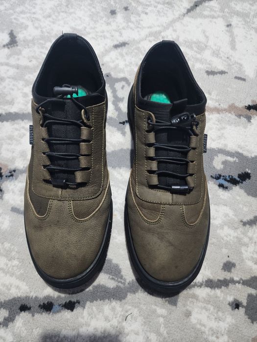 Erkaklar oyoq kiyimi