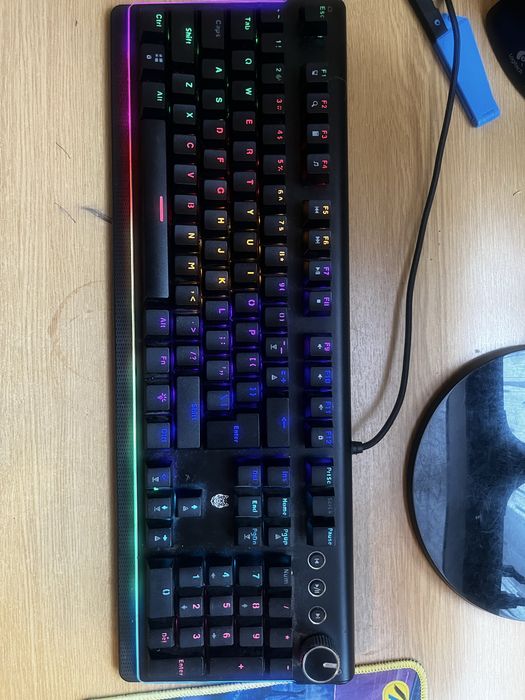 Vand calculator de gaming asrock