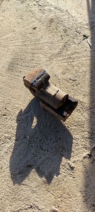 Тиски сотилади холати зор