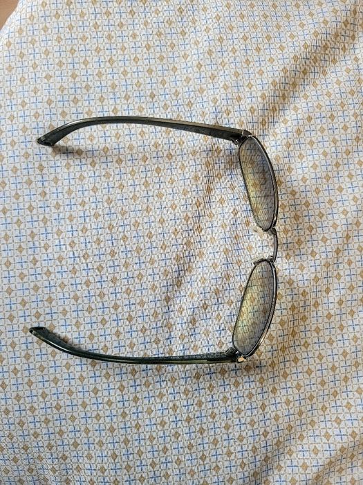 Продавам слънчеви очила Carolina Carrera