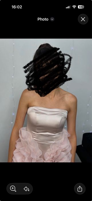 Продавам рокля като нова.