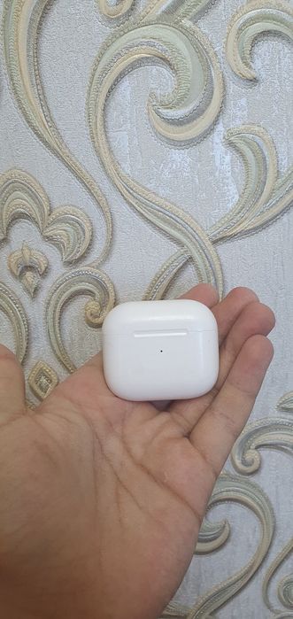 Airpods 4 Dubai dan ob kelgan