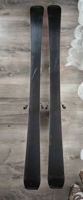 Schiuri Atomic 130 mm aproape noi pentru copii 9-13 ani