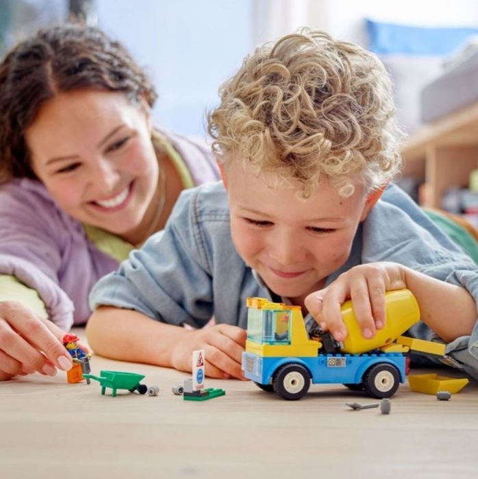 Конструктор LEGO City Бетонобъркачка 60325