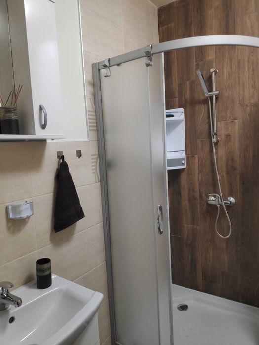 Дава се под наем Тристаен апартамент в Варна, Централна поща - 97 кв.м за 765 € - Снимка #7