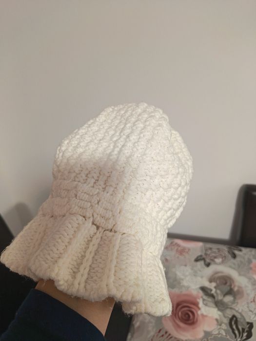 Căciulă croșetată