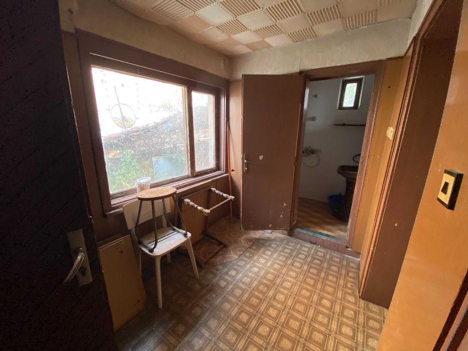 Продава се Къща в Пловдив, Център - 252 кв.м за 913 €/кв.м - Снимка #1