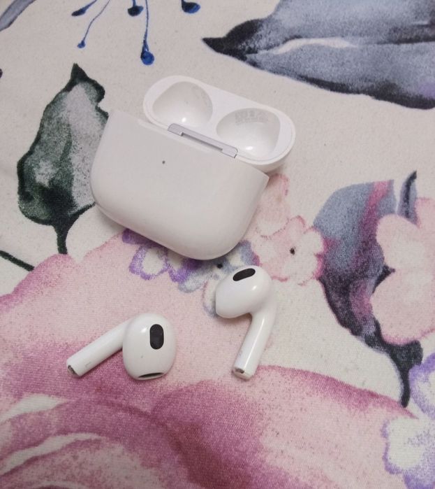 Casti Apple Airpods 3