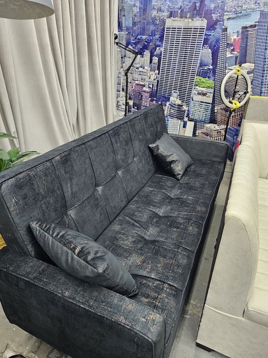 Мягкий диван для офиса