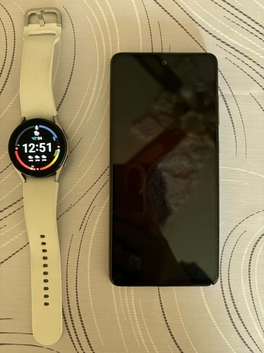 Комплект Телефон+Часовник