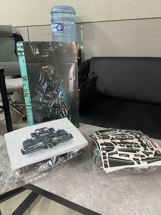 Невероятная Lego машинка F1 Mercedes – собирай и гоняй как чемпион!