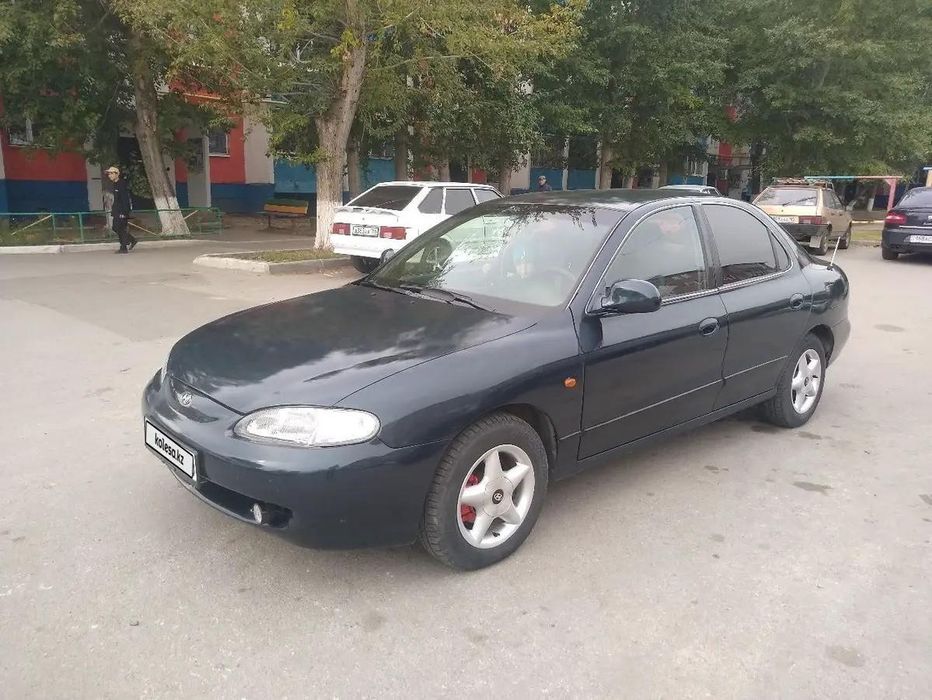 Продам Hyundai Elantra 1995год