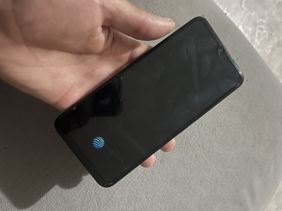 Продам Vivo V23е