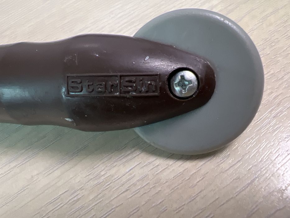 Ролик для уплотнителья , резинки , маскитной сетки