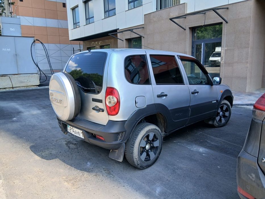 Продам Шевроле ниву.