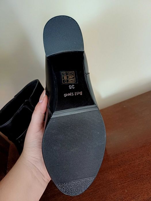 Дамски боти (черни) - чисто нови (обувани 1 път)