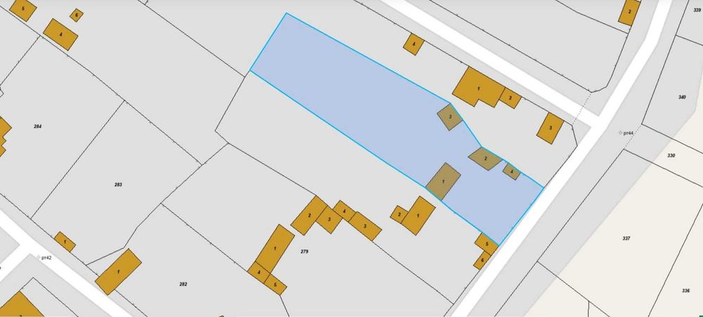 Продавам двуетажна къща в село Едрево, община Стара Загора