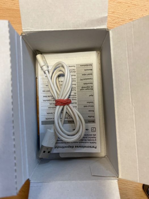 Telefon mobil Samsung S5611, Black