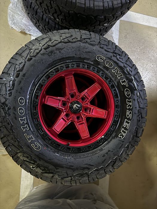 Диски с резиной,полу грязевые 6.139.7