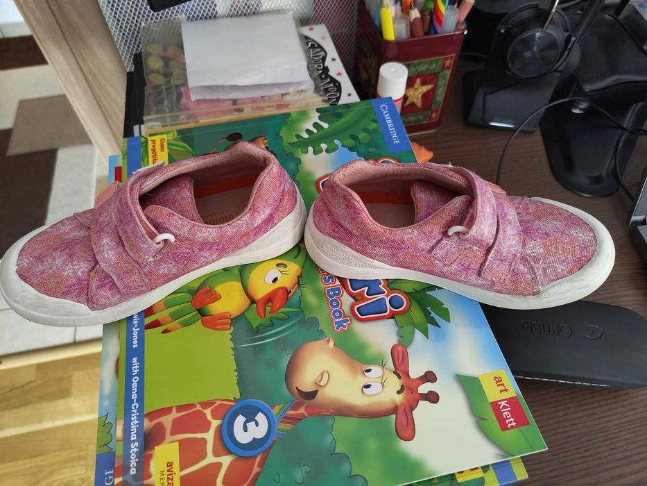 Vand Tenisi fete Biomecanics Mar 27 in stare f buna Pret 130